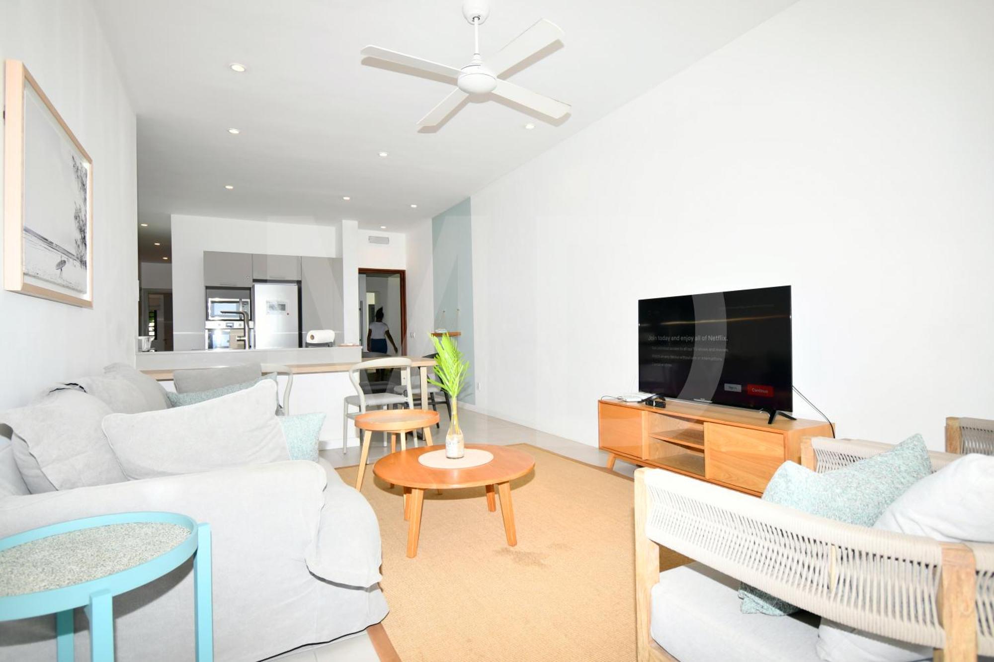 White&Blue Beachfront Luxury Poste Lafayette Exterior foto